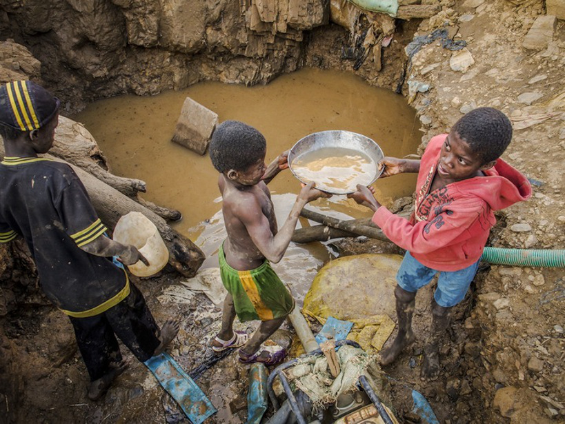 « En collaboration avec les organisations communautaires, l’État peut retirer de force les enfants des sites d’orpaillage » Gassama Dembélé, Adjoint au maire de Saraya